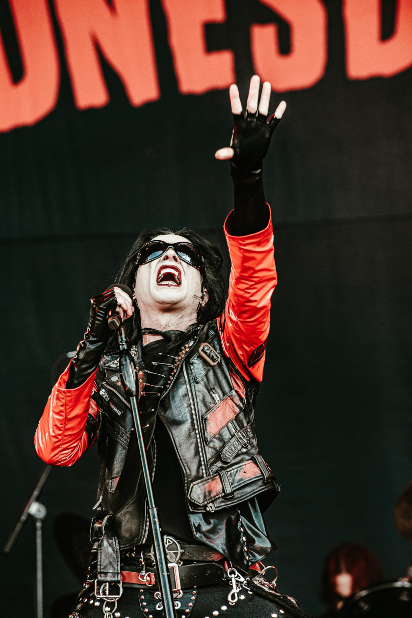 Galerie, Teil zwei: Und weiter gehts auf dem Acker mit Papa Roach, Dimmu Borgir, Fear Factory u.v.a.! – Wednesday 13.