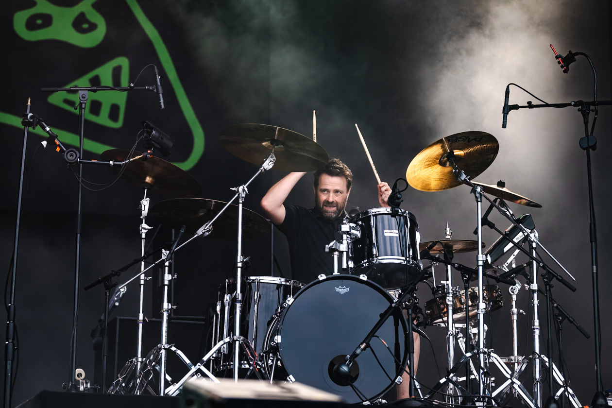 Die 35. Ausgabe des größten Metal-Open-Airs der Welt läuft. Gut 150 Bands treten auf, darunter Def Leppard oder Judas Priest. – Therapy?