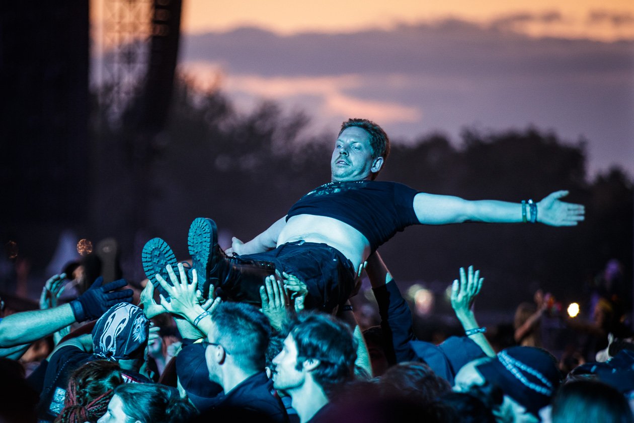 30 Jahre Metöööl: Sabaton, Airbourne, Opeth, Within Temptation,Hammerfall, Body Count, Anthrax u.v.a. feiern mit. – Noch eine Runde Crowdsurfen.