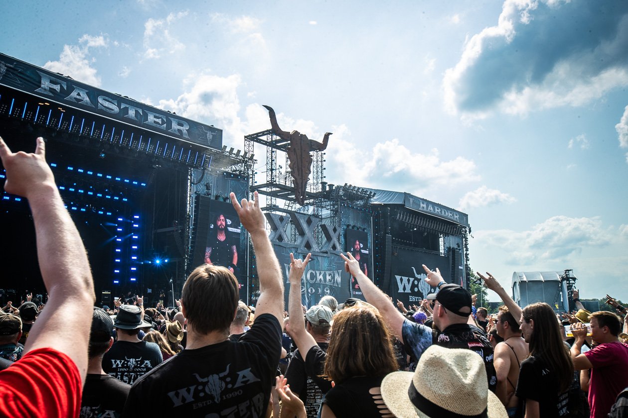 30 Jahre Metöööl: Sabaton, Airbourne, Opeth, Within Temptation,Hammerfall, Body Count, Anthrax u.v.a. feiern mit. – Rock'n'Roll-Sunshine!