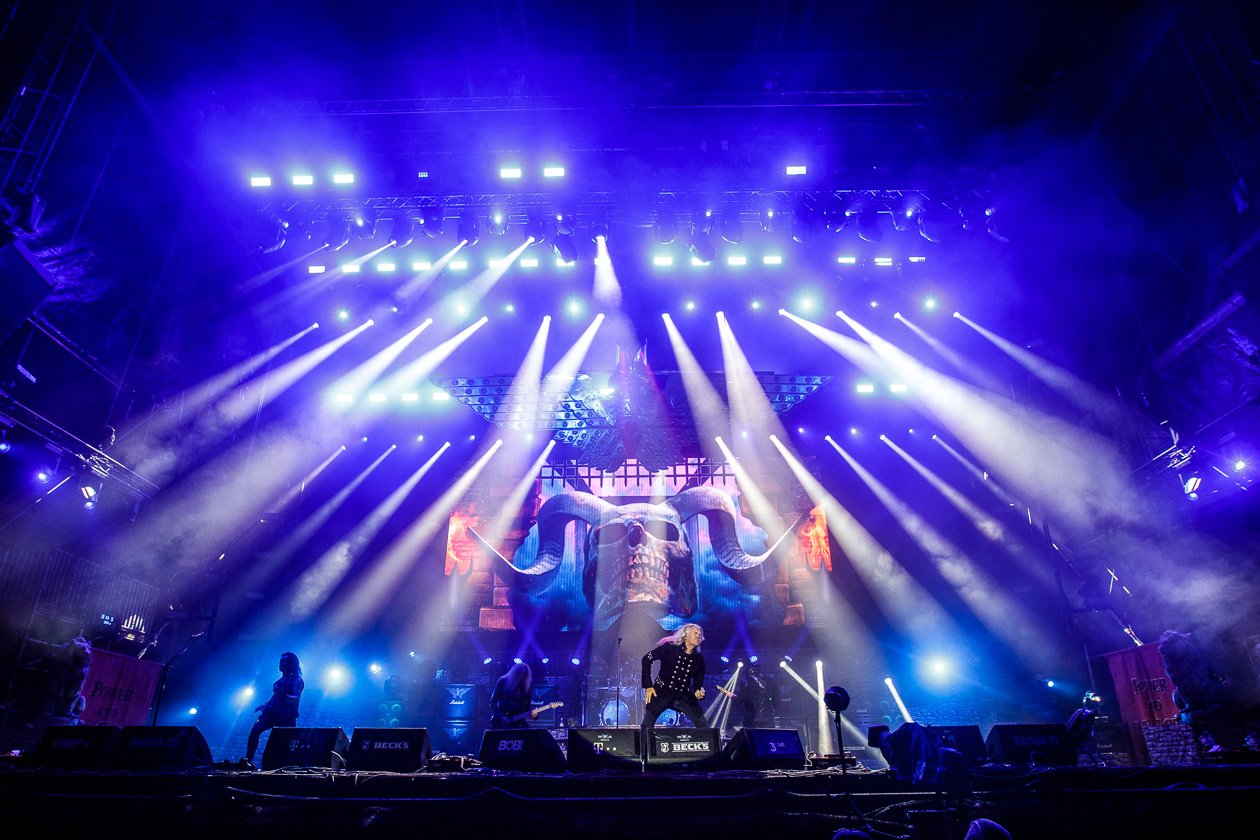 30 Jahre Metöööl: Sabaton, Airbourne, Opeth, Within Temptation,Hammerfall, Body Count, Anthrax u.v.a. feiern mit. – Saxon.