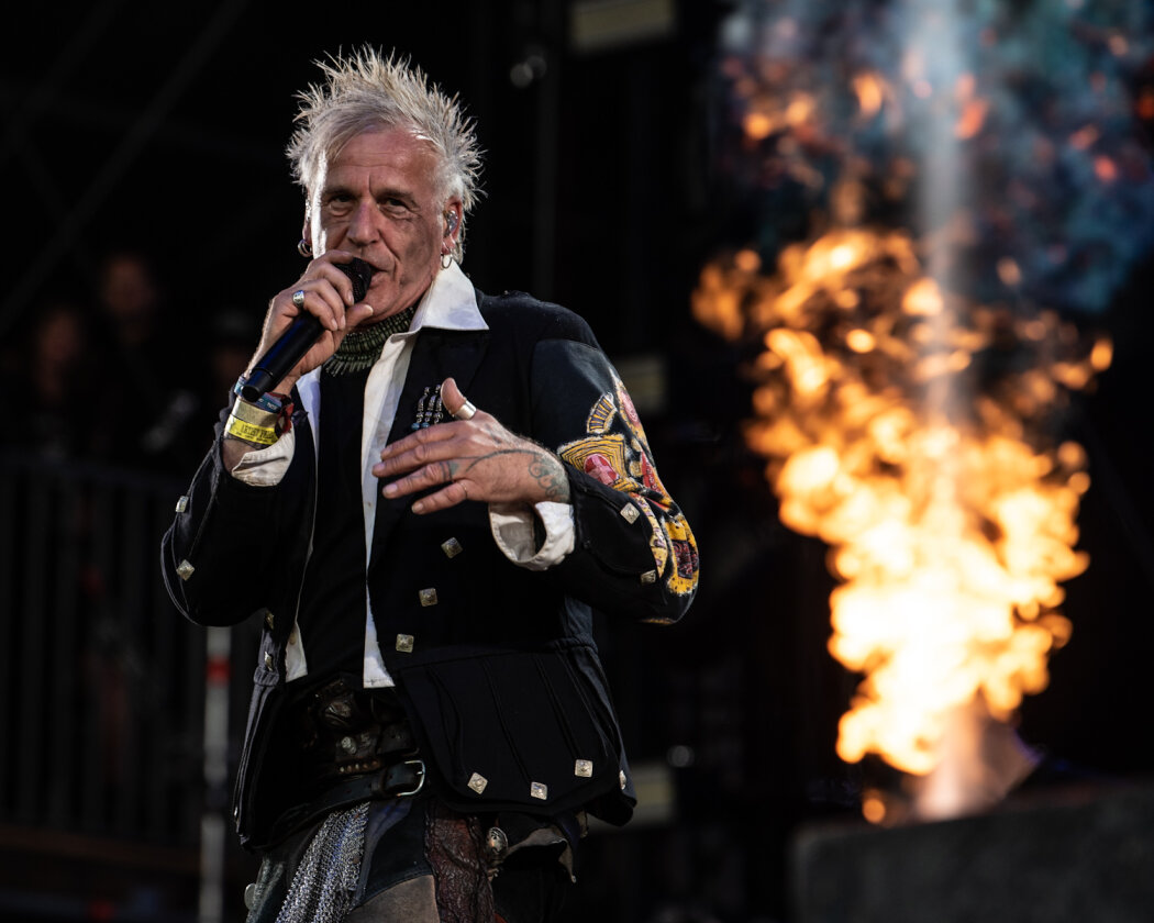 Keine Gnade auch am Wochenende: Slipknot, In Extremo, Clutch, Lacuna Coil, Behemoth live. – In Extremo.