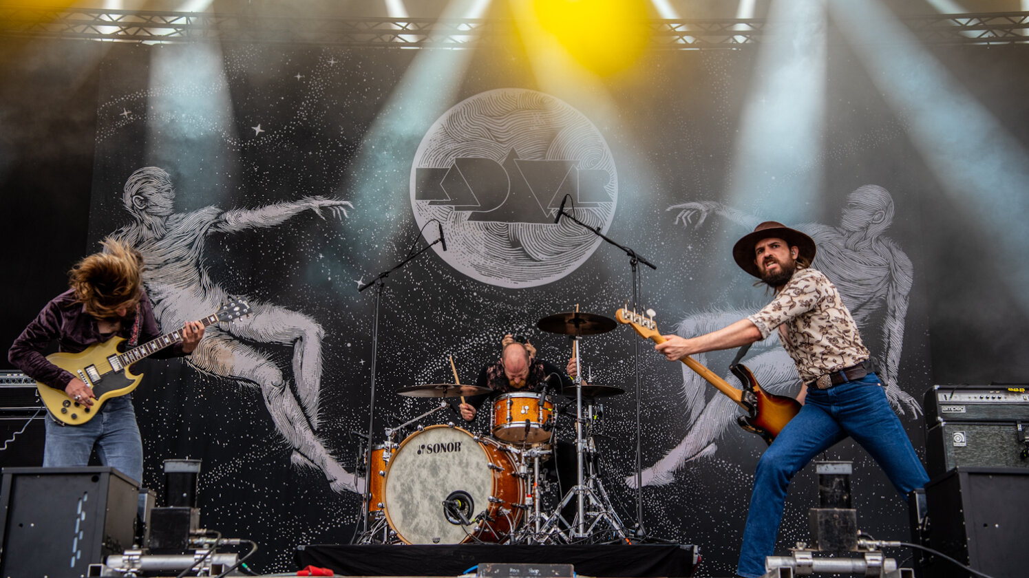 Keine Gnade auch am Wochenende: Slipknot, In Extremo, Clutch, Lacuna Coil, Behemoth live. – Kadavar.