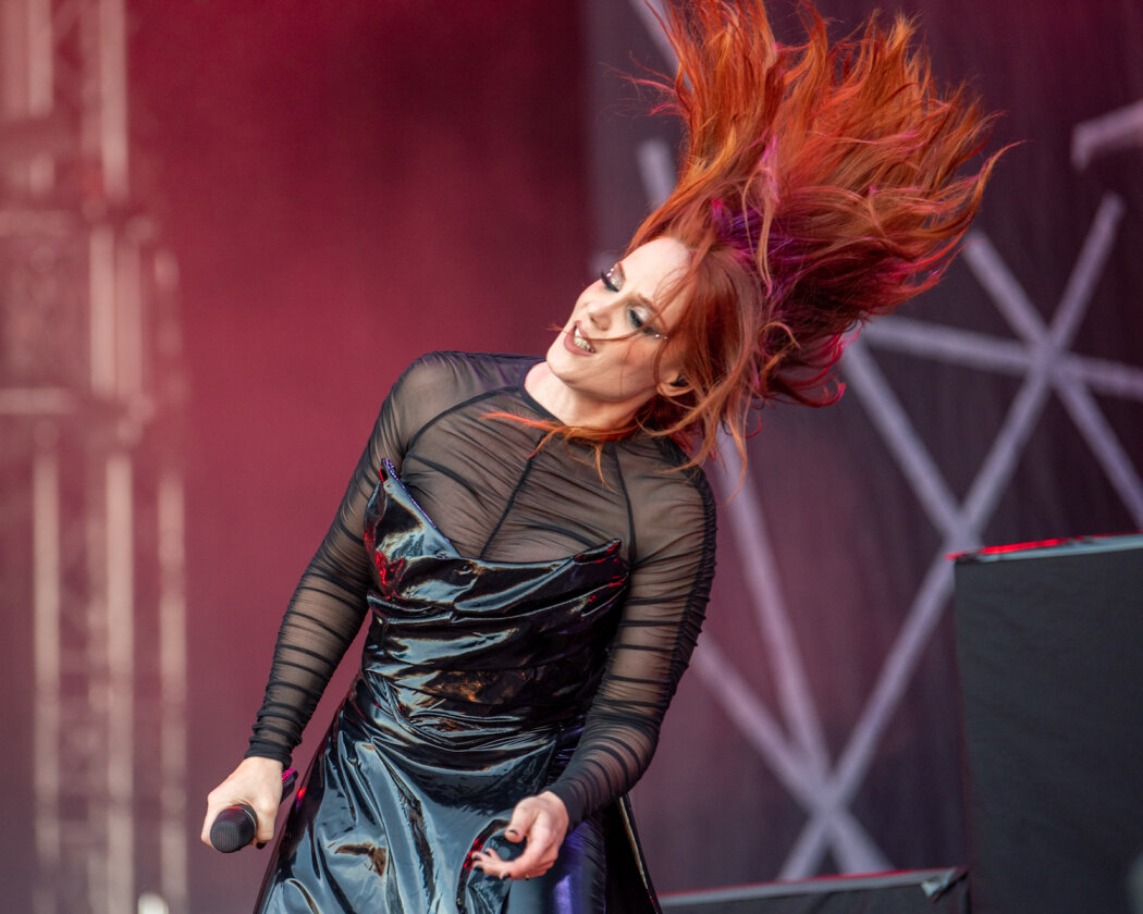 Die Spiele auf dem Holy Ground sind eröffnet: Judas Priest, GWAR u.v.a. beim Wacken Open Air. – Epica.
