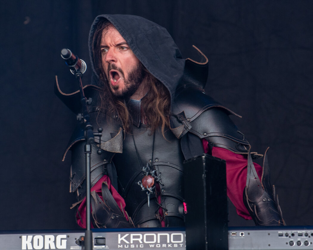 Die Spiele auf dem Holy Ground sind eröffnet: Judas Priest, GWAR u.v.a. beim Wacken Open Air. – Gloryhammer.