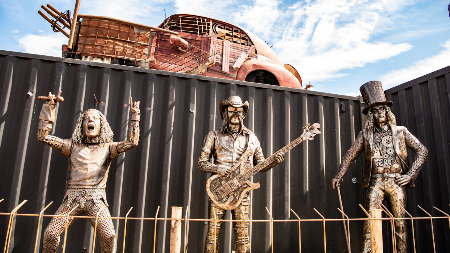 Die Spiele auf dem Holy Ground sind eröffnet: Judas Priest, GWAR u.v.a. beim Wacken Open Air. – Magic three.