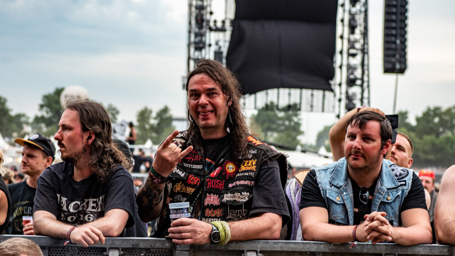 Die Spiele auf dem Holy Ground sind eröffnet: Judas Priest, GWAR u.v.a. beim Wacken Open Air. – Top Kutte.