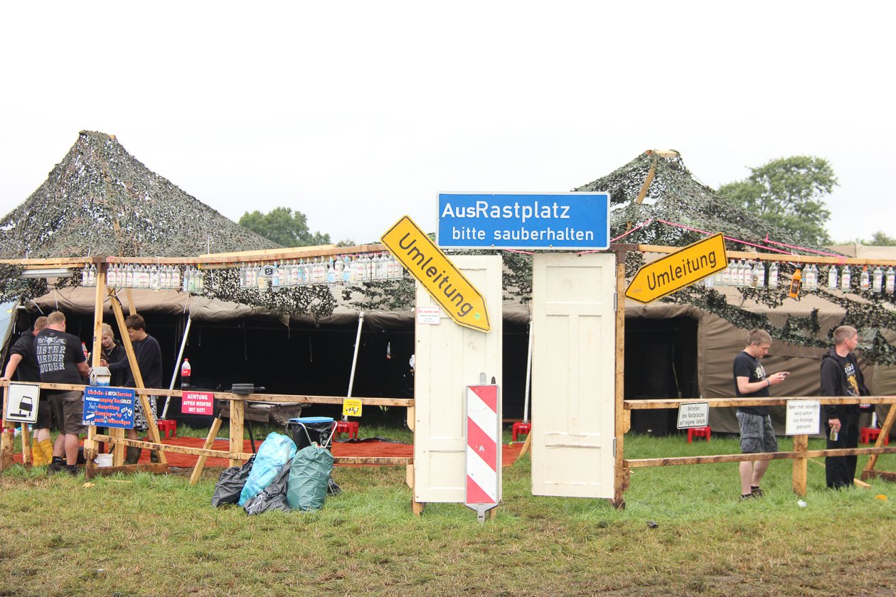 Viele reisten schon Dienstagabend an - Waaaacken lääääuuuft! – Ausrastplatz.