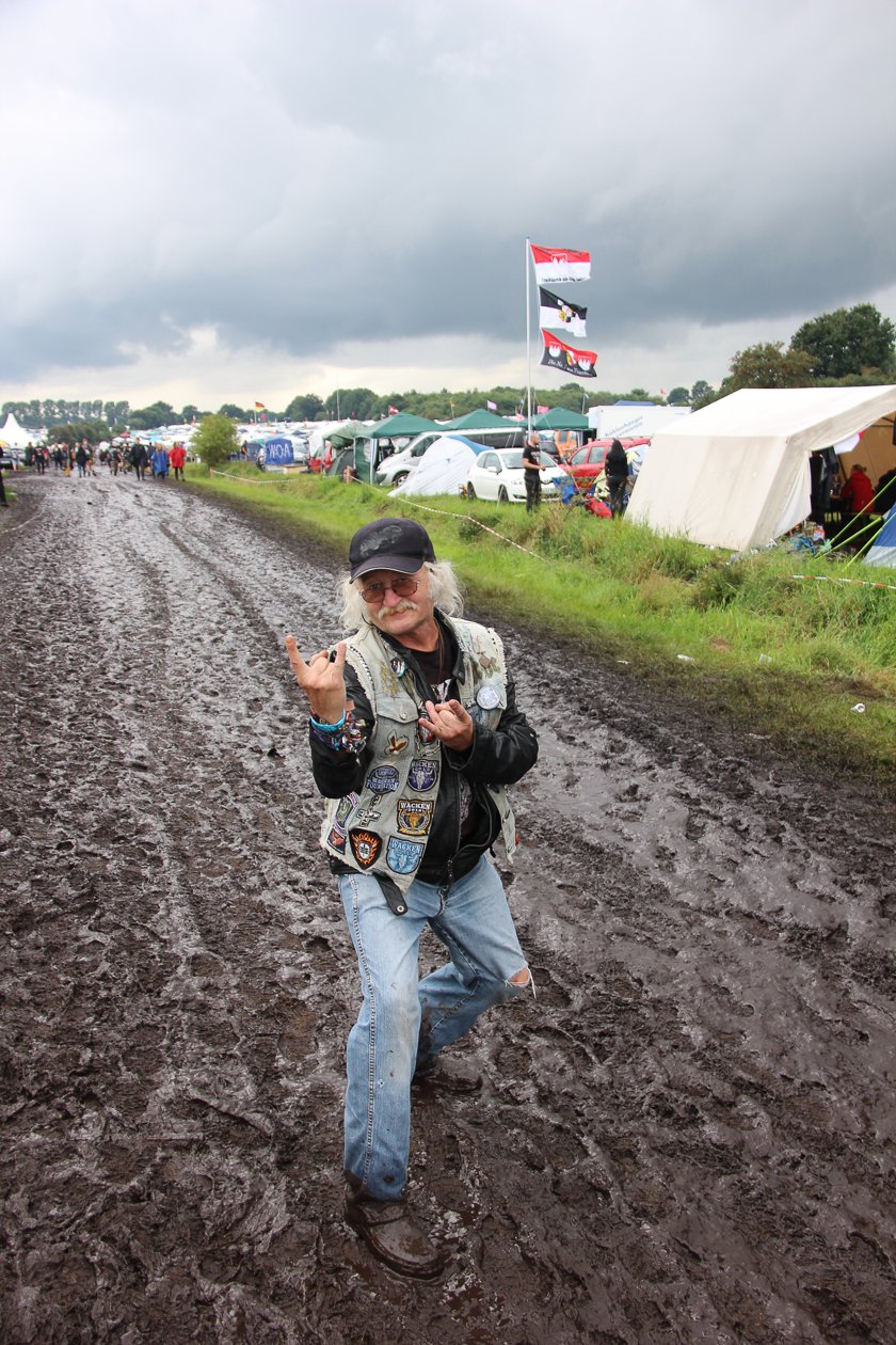 Viele reisten schon Dienstagabend an - Waaaacken lääääuuuft! – Rock it - wen interessiert schon Schlamm?