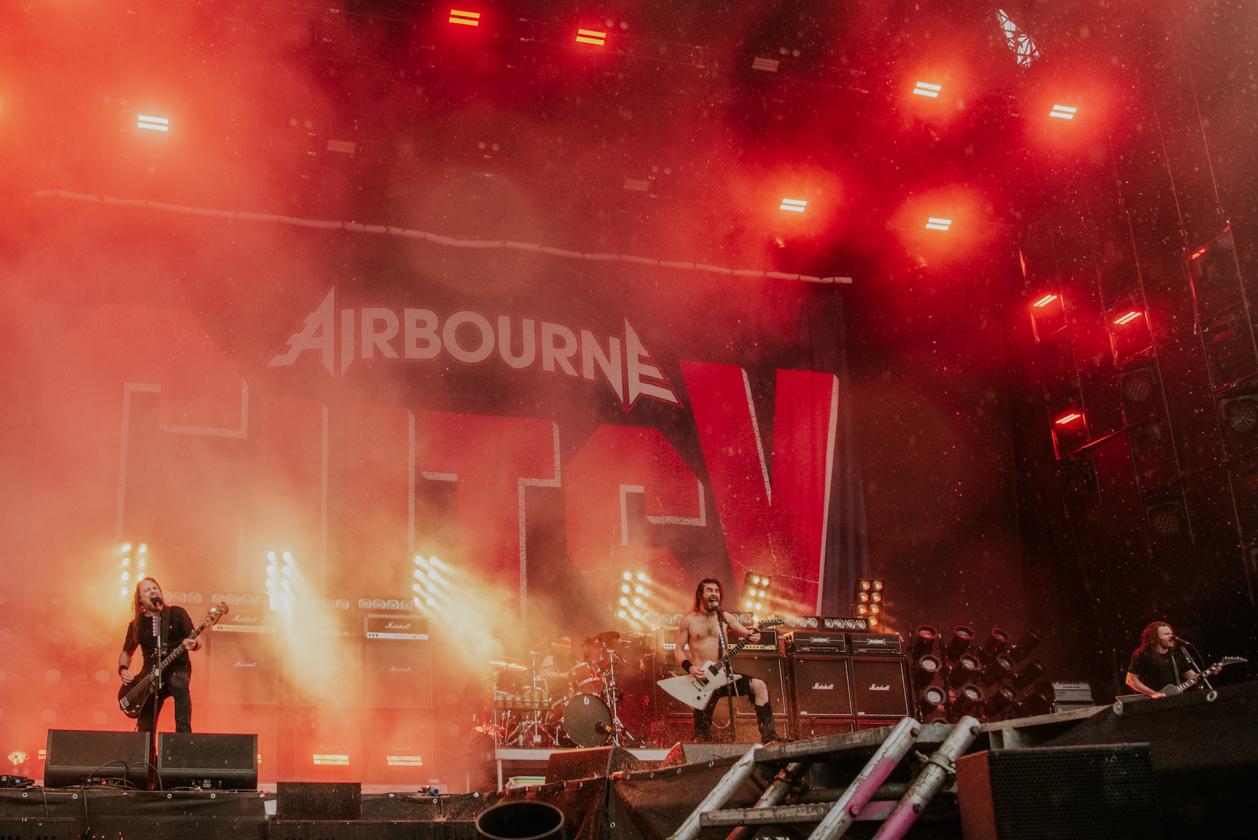 Über 88.000 Fans feiern hochkarätige Acts wie Slipknot, Bring Me The Horizon u.v.m. – Airbourne.