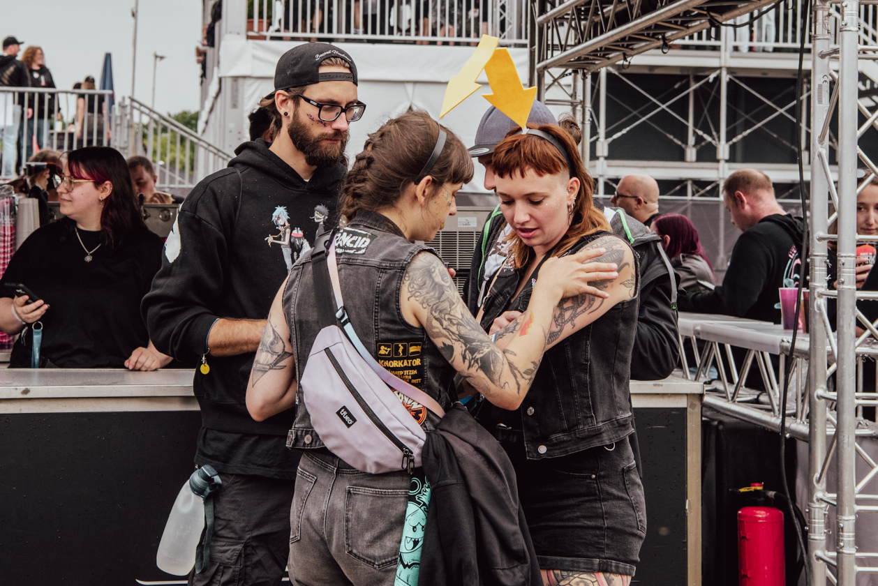 Über 88.000 Fans feiern hochkarätige Acts wie Slipknot, Bring Me The Horizon u.v.m. – Bitte hier unterschreiben.