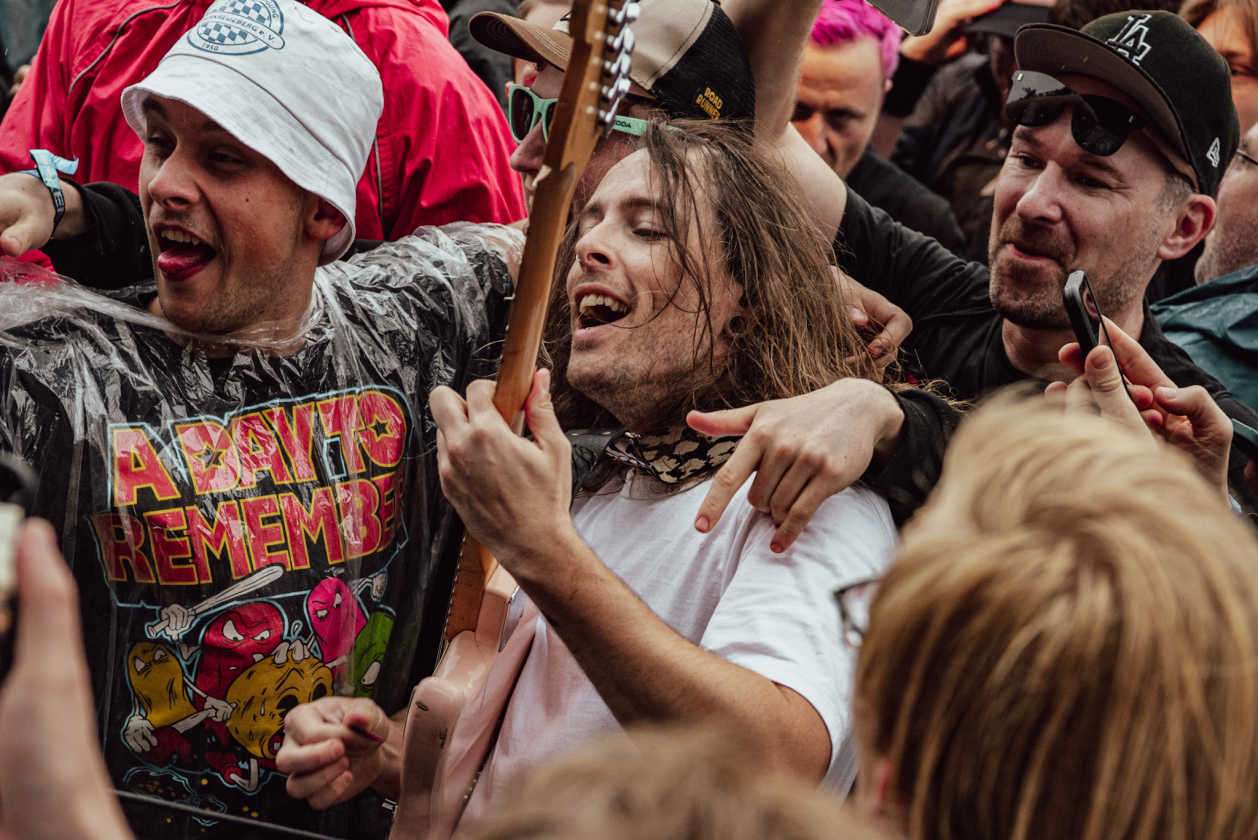 Über 88.000 Fans feiern hochkarätige Acts wie Slipknot, Bring Me The Horizon u.v.m. – Idles im Publikum.