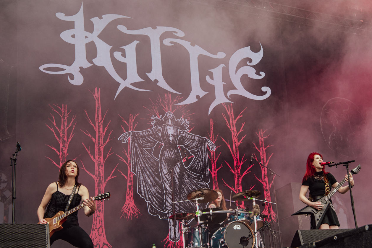 Über 88.000 Fans feiern hochkarätige Acts wie Slipknot, Bring Me The Horizon u.v.m. – Kittie.