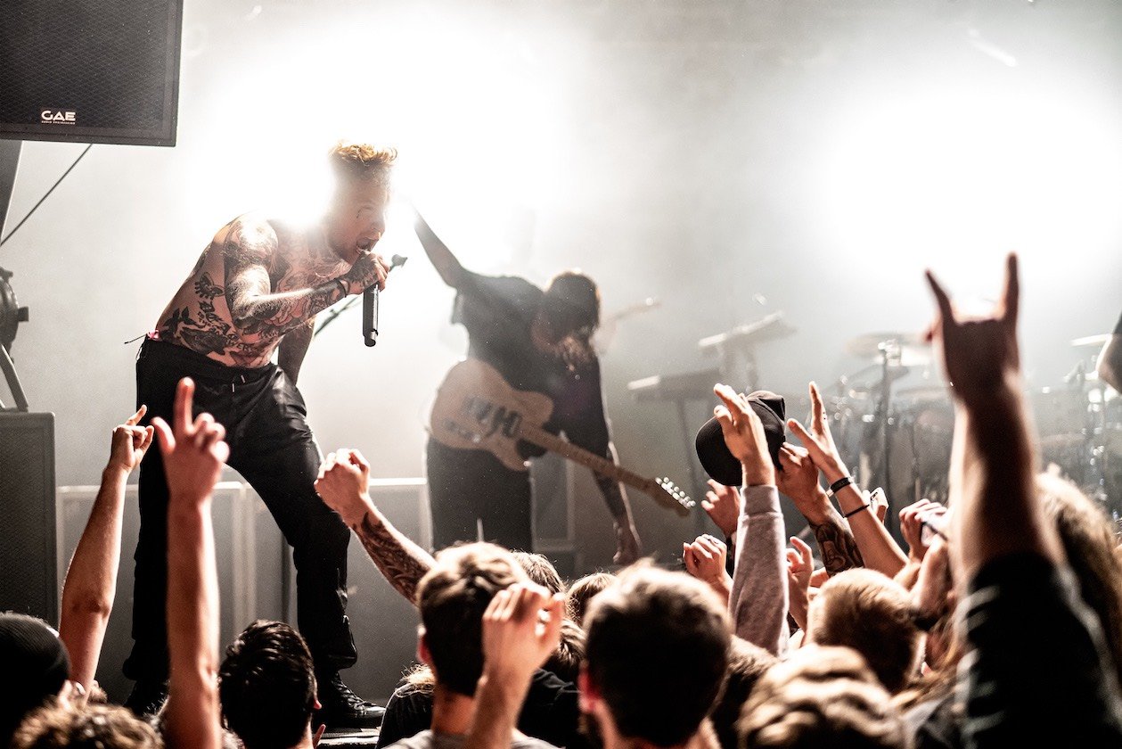 Vollgas in der Hauptstadt. – Frank Carter.