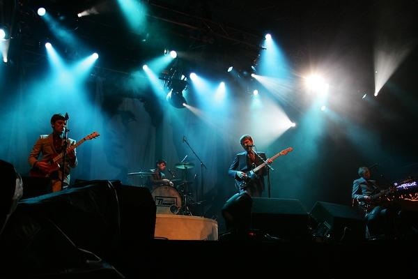 Franz Ferdinand – Neue Songs vorab und schickes Styling in Haldern. – 