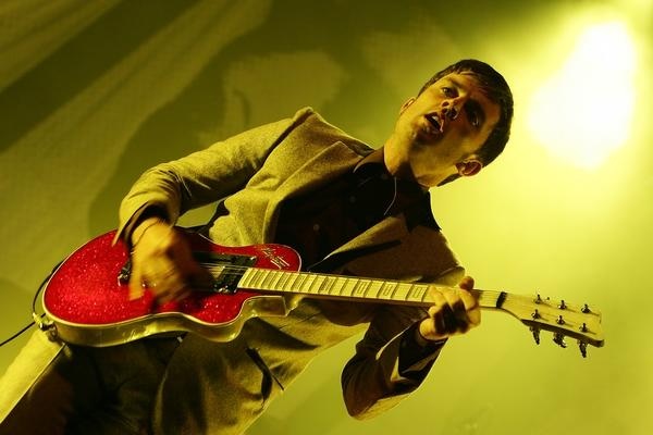 Franz Ferdinand – Neue Songs vorab und schickes Styling in Haldern. – 