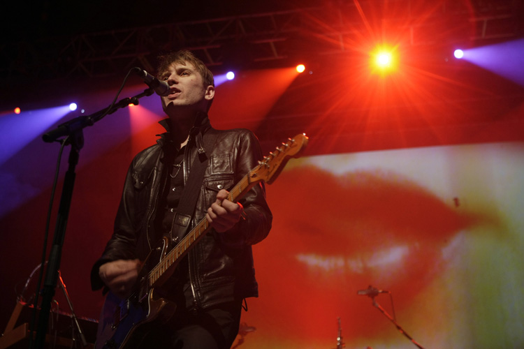 Schottenrock in Köln: Franz Ferdinand im Palladium. – Los gings mit Songs von den alten Alben...