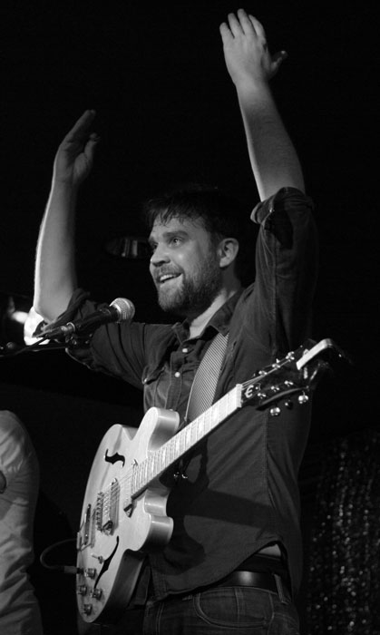 Konzertbilder aus dem Atomic Café München. – Frightened Rabbit 2010 in München