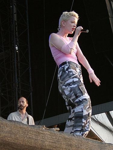 Garbage live in Neuhausen ob Eck. – 