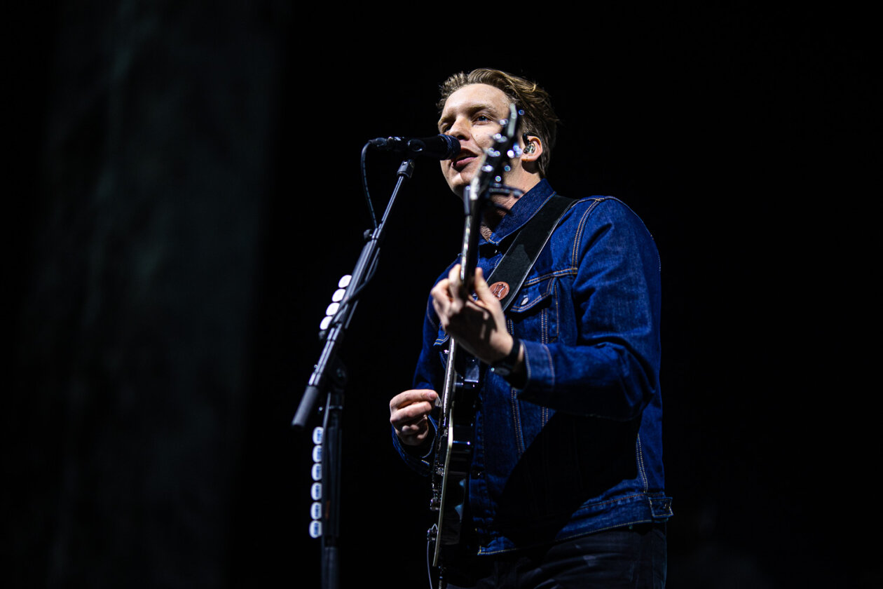 Der englische Folk-Pop-Rocker on tour mit seinem aktuellen Album "Gold Rush Kid". – George Ezra.