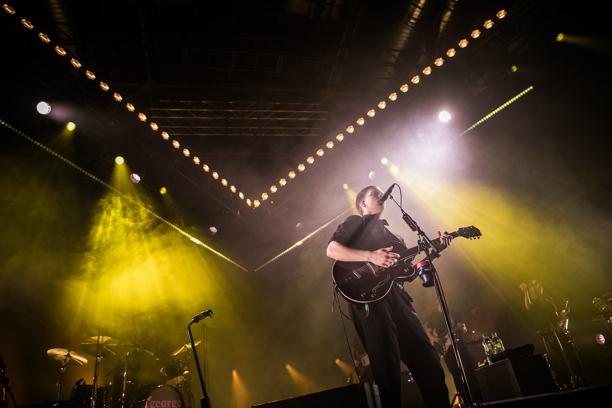 Mit "Staying At Tamara's" on tour. – George Ezra.