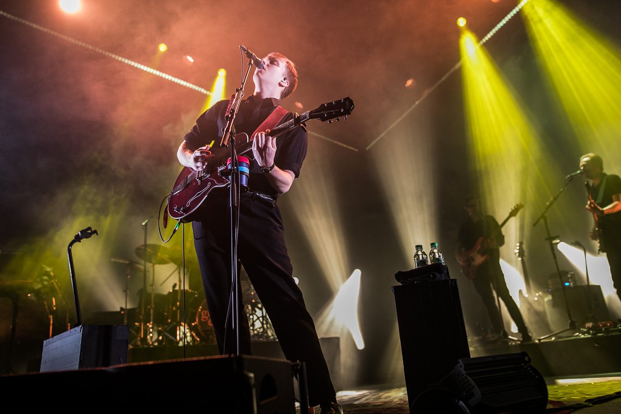 Mit "Staying At Tamara's" on tour. – George Ezra.