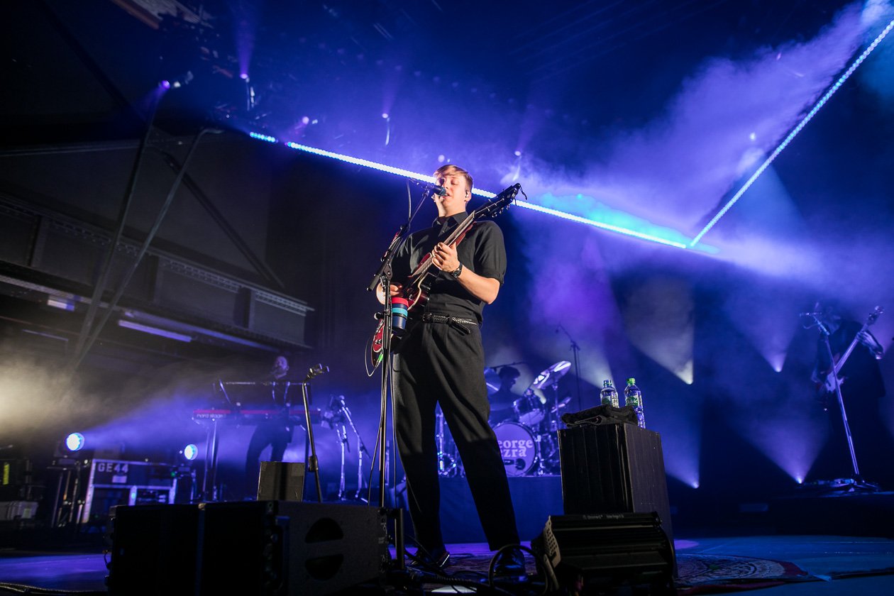 Mit "Staying At Tamara's" on tour. – George Ezra.