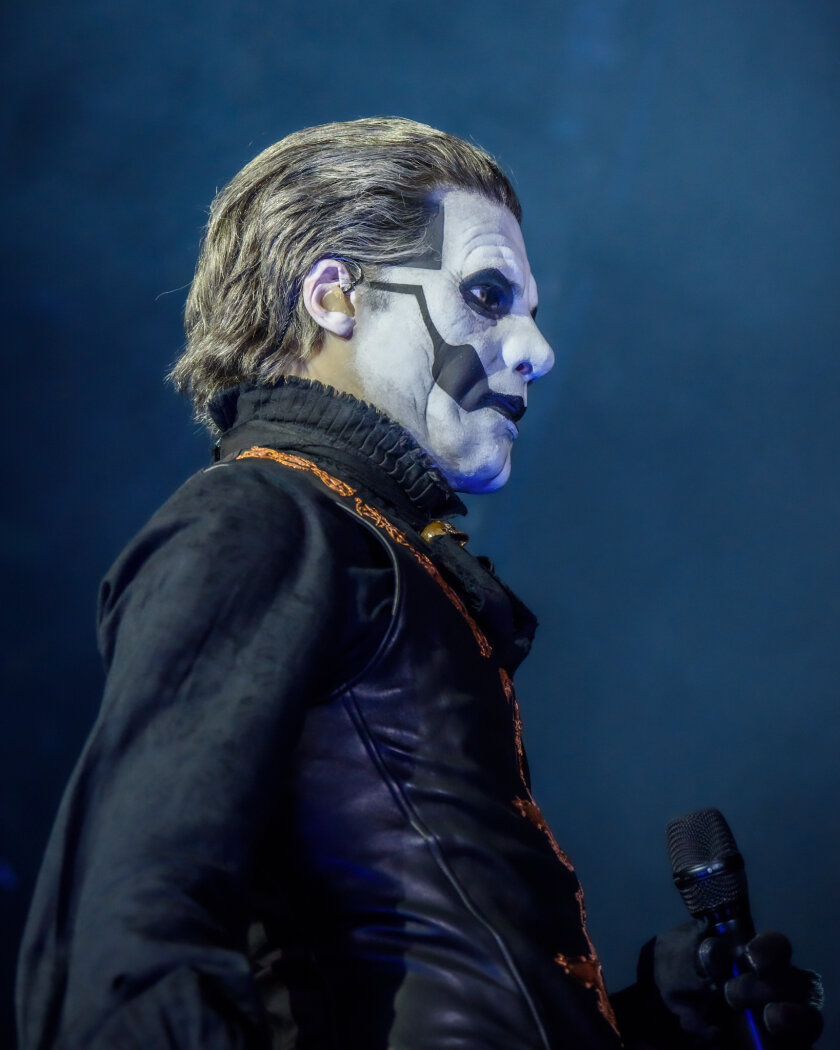 Mastermind Tobias Forge auf Tour mit "Phantomime". – Ghost.