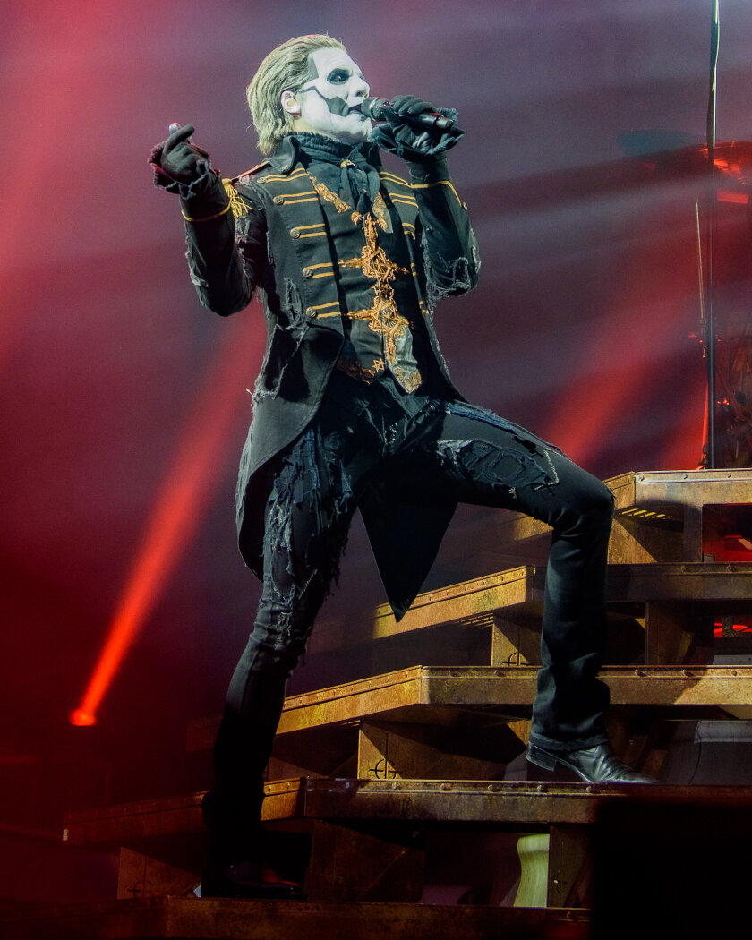 Mastermind Tobias Forge auf Tour mit "Phantomime". – Ghost.