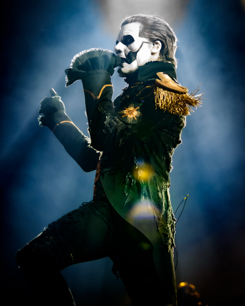 Mastermind Tobias Forge auf Tour mit "Phantomime". – Ghost.
