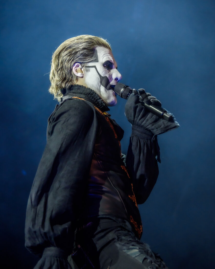 Mastermind Tobias Forge auf Tour mit "Phantomime". – Ghost.