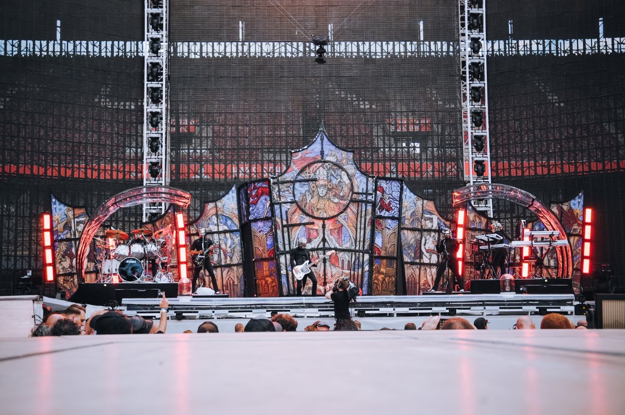 Stadion-Rock können sie: Ghost als Metallica-Support-Act. – In Action.