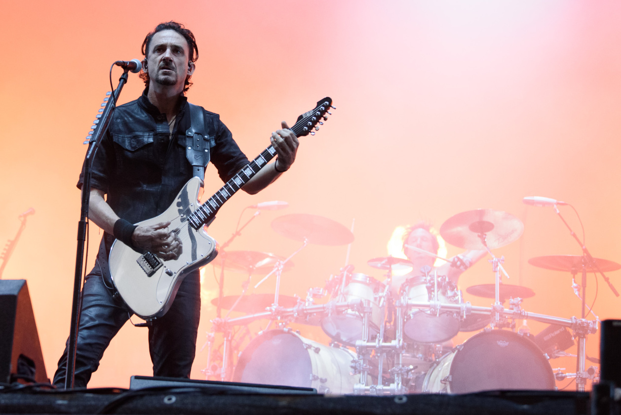 Gojira – Die Franzosen lockten mit ihrem brutalen Stilmix massenweise Fans vor die Harder Stage. – Joseph.