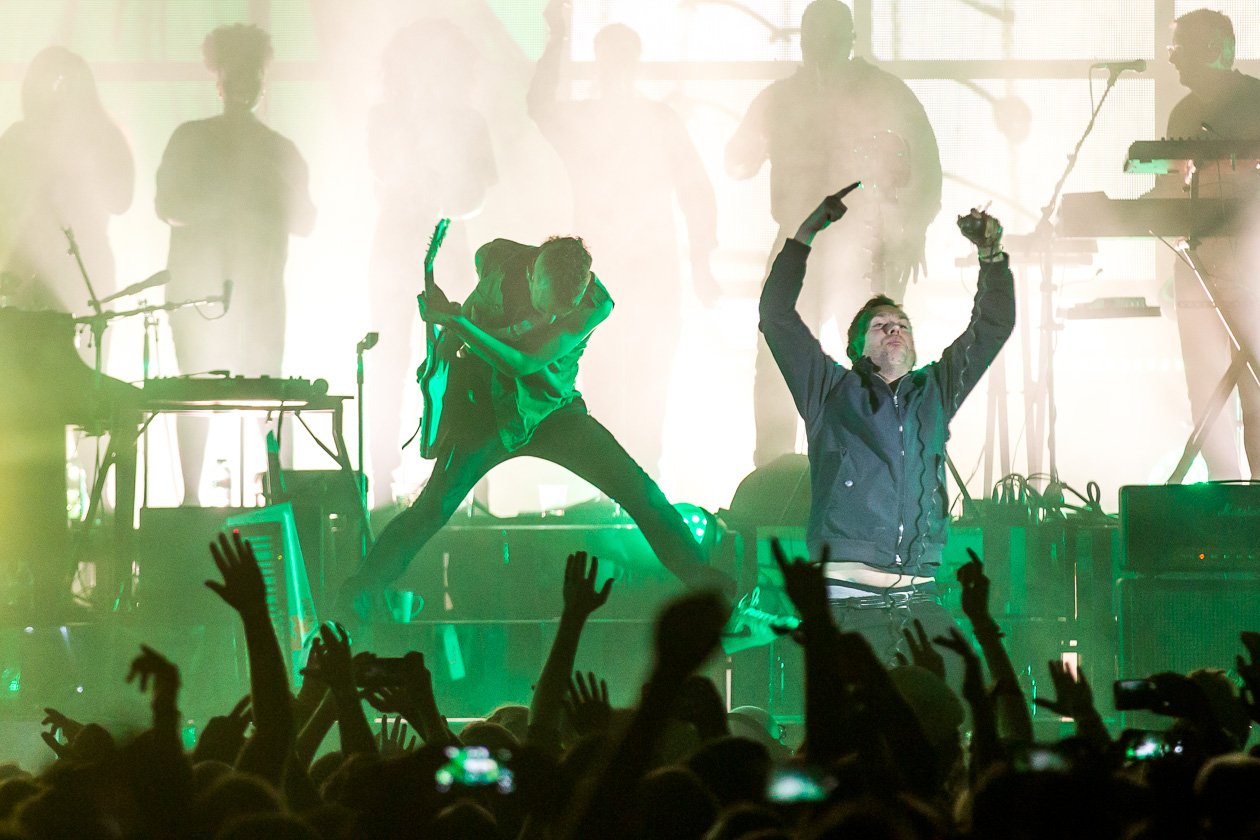Gorillaz – Action!