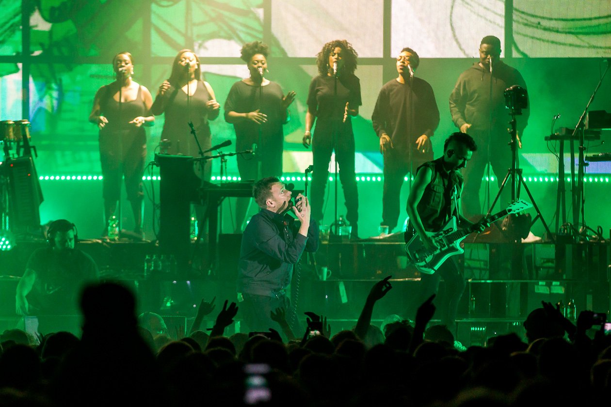 Gorillaz – Viel los.
