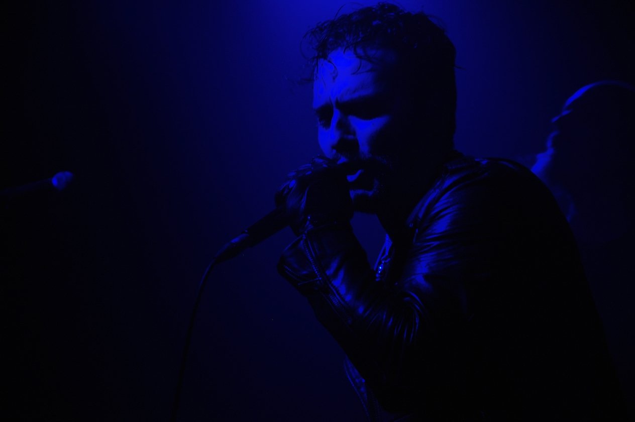 Grave Pleasures – Joy Through Death – die Post-Punk-Durchstarter live. – Doch nichts versetzt das Publikum so sehr in Ekstase …