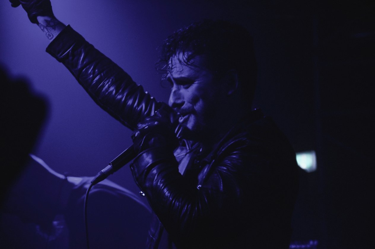 Grave Pleasures – Joy Through Death – die Post-Punk-Durchstarter live. – Sing with me.