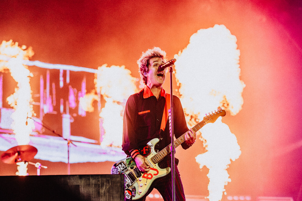 Green Day – Headliner am Samstag: Wenn sich Billie Armstrong und Band ankündigen, ist es vor der Hauptbühne brechend voll. – Billie Joe Armstrong.