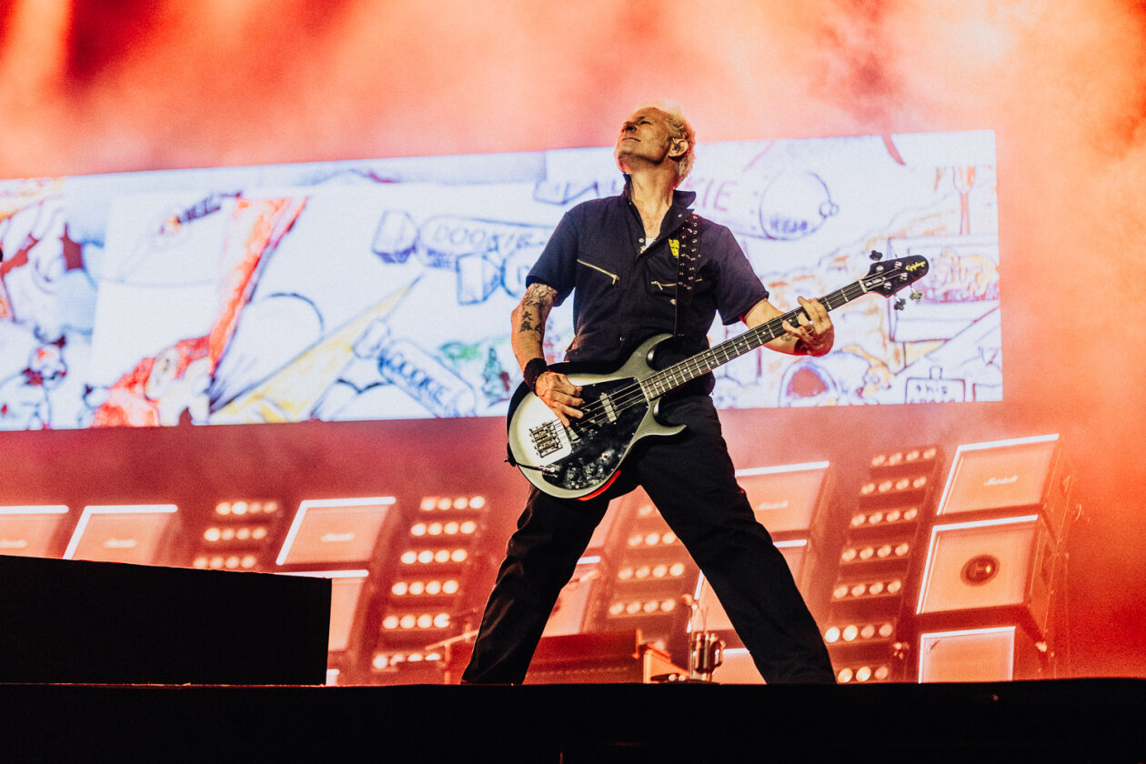 Green Day – Headliner am Samstag: Wenn sich Billie Armstrong und Band ankündigen, ist es vor der Hauptbühne brechend voll. – Mike Dirnt.