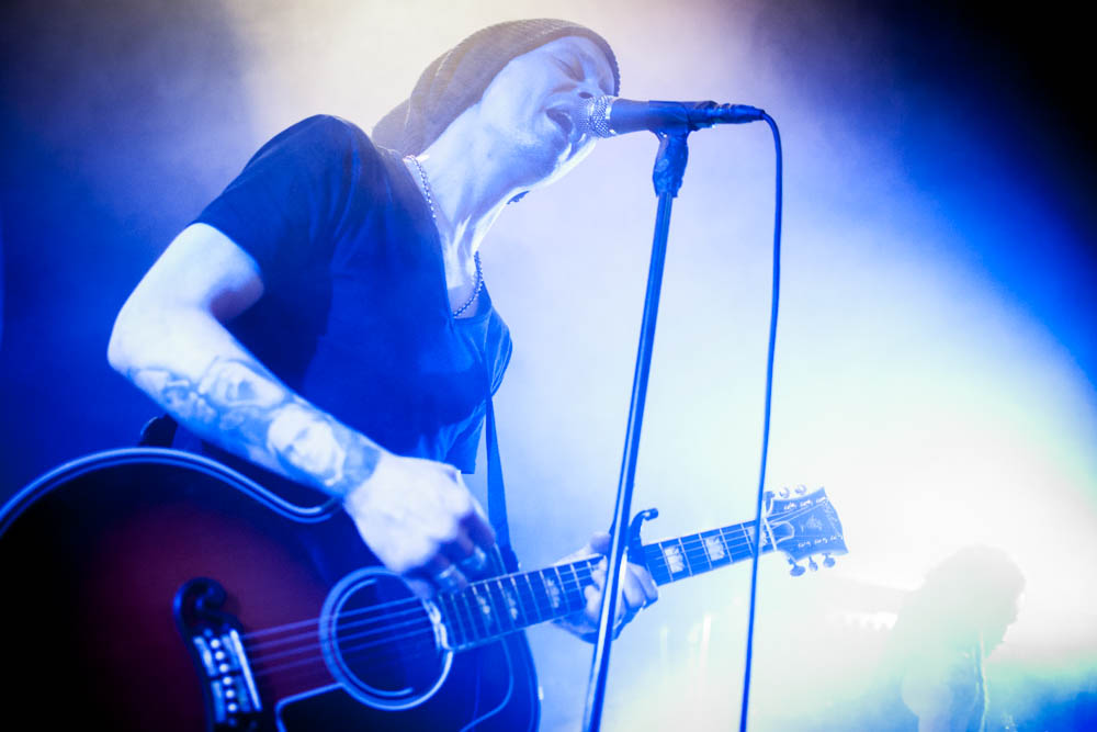 HIM spielen im April 2013 eine nette, dunkle Clubshow im Kölner Gloria – HIM.