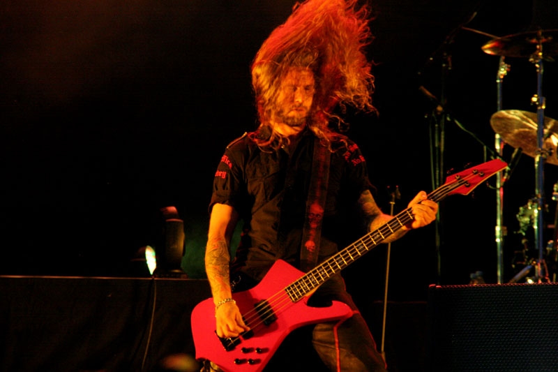 Hammerfall – Die Schweden nehmen diese Mal die Headlinerposition ein. – Fredrik Larsson