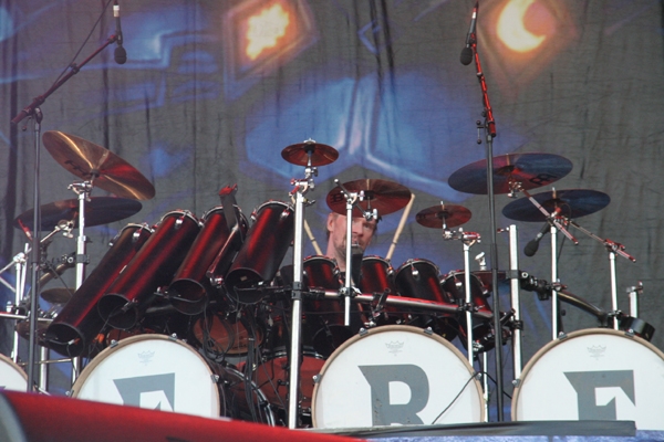 Hammerfall – Als Liveband sind die Schweden nicht zu verachten. – 