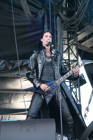 Hammerfall – Als Liveband sind die Schweden nicht zu verachten. – 