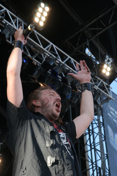 Hammerfall – Als Liveband sind die Schweden nicht zu verachten. – 