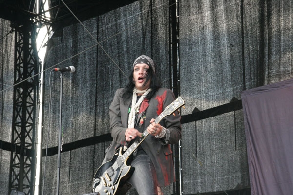 Hardcore Superstar – Brachten als einzige Band den Glam auf's Festival. – 