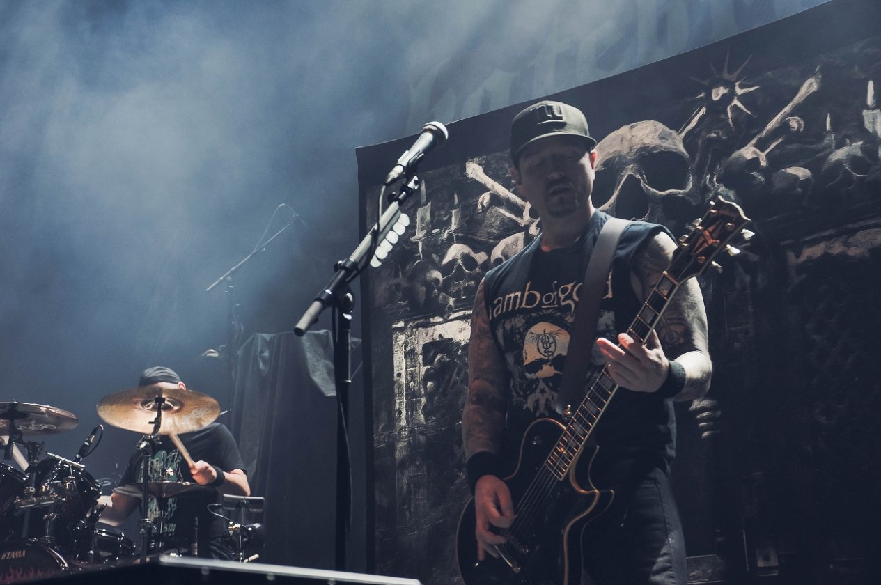 Hatebreed – Wayne Lozinak.