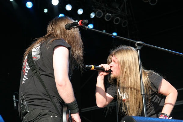 Hatred – Deutscher Thrash in Dubai! – Frank und Bacchus