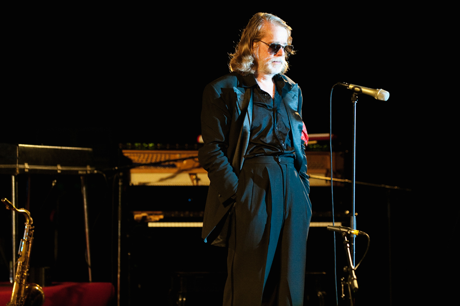 Helge Schneider – Jazzmusik und Spaß - vom Experten aus Mülheim an der Ruhr. – Guten Tach.