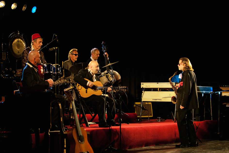 Helge Schneider – Jazzmusik und Spaß - vom Experten aus Mülheim an der Ruhr. – Kommunikation on stage.