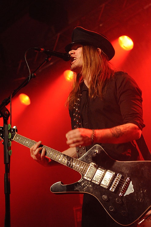 Hellacopters – Ein letztes Mal brennen die Schweden Zürich nieder. – 